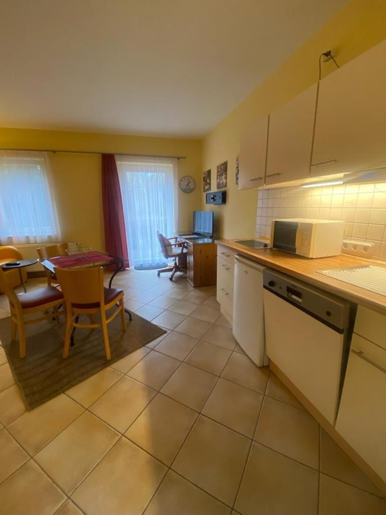 Apartments In Der Kopenhagener Strasse 罗斯托克 外观 照片